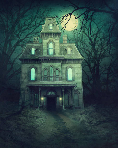 perili ev - haunted house stok fotoğraflar ve resimler