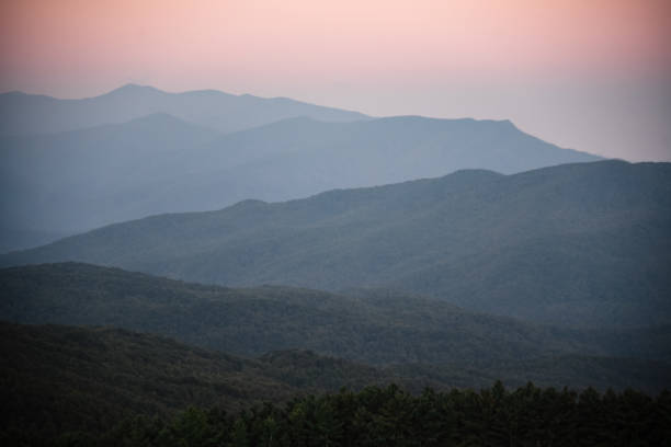 istock Max Patch in the Smoky Mountains in North Carolina 1173137825