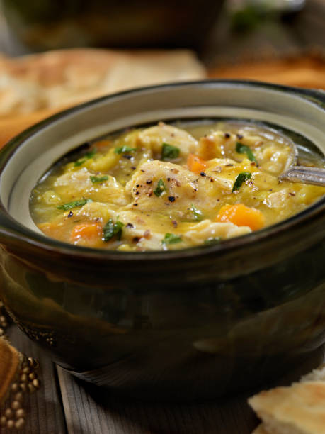 istock Mulligatawny Soup with Naan 1173153184