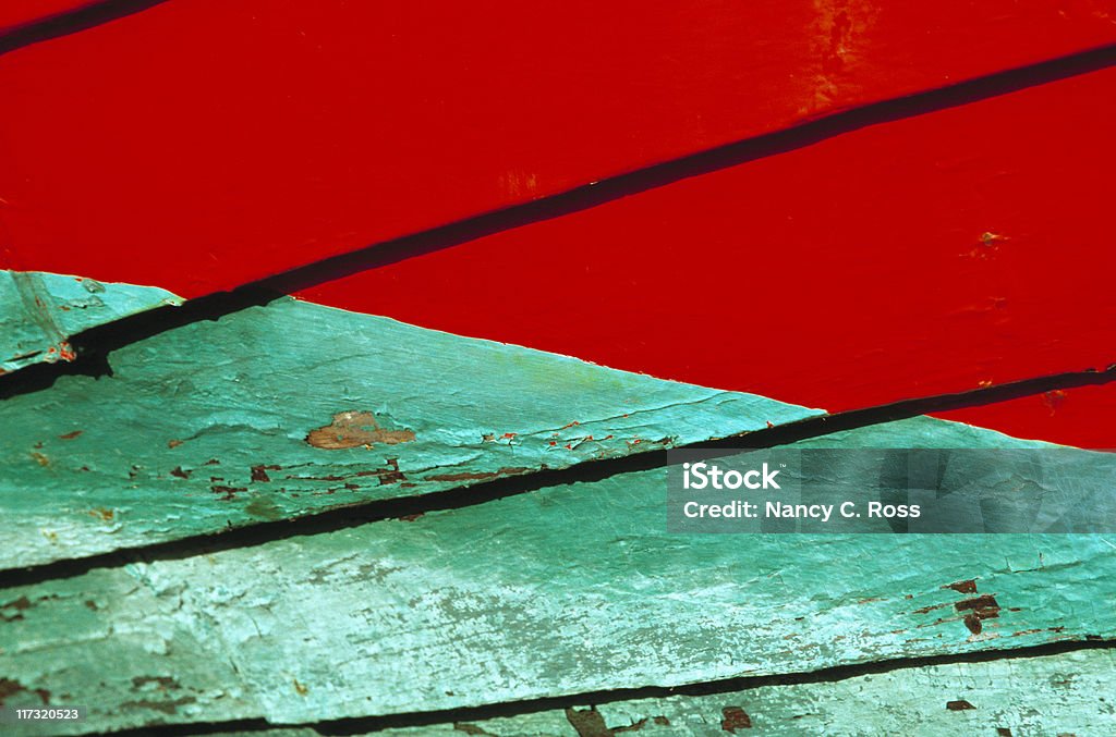 Vermelho e verde Casco de barco, madeira, Lapstrake, padrão, fundo - Foto de stock de Abstrato royalty-free