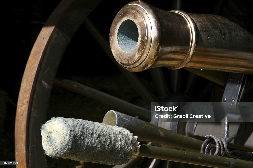 Cannon de se cacher - Photo de Antiquités libre de droits