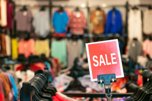 istock Sale mock up advertise display frame setting display  in the shopping department store. Shopping sale sign. Shopping concept, Advertisement concept. 1173262519