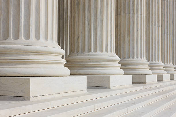 columnas de mármol - palacio de la justicia fotografías e imágenes de stock