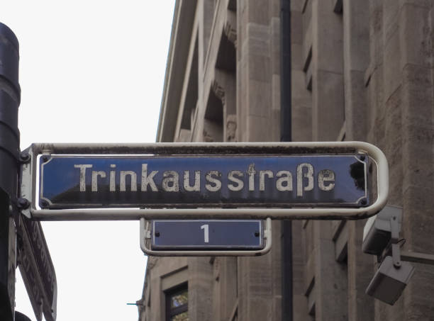 istock Trinkausstrasse sign in Duesseldorf 1173300087