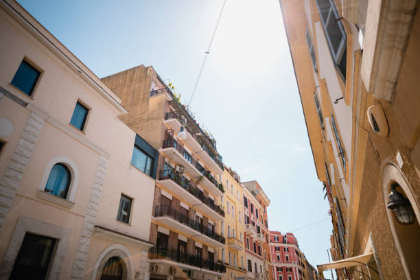 istock Italian Street 1173335505
