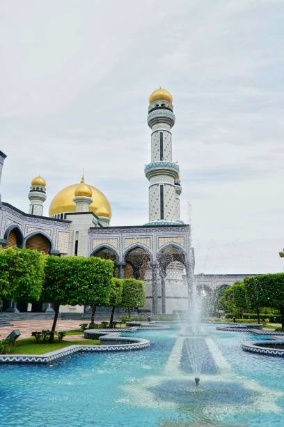 istock Jame' Asr Hassanil Bolkiah Mosque 1173340094
