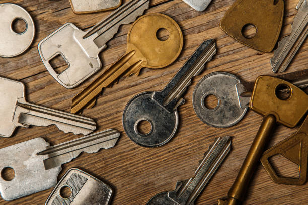 異なるキー - locksmith house rental key real estate ストックフォトと画像