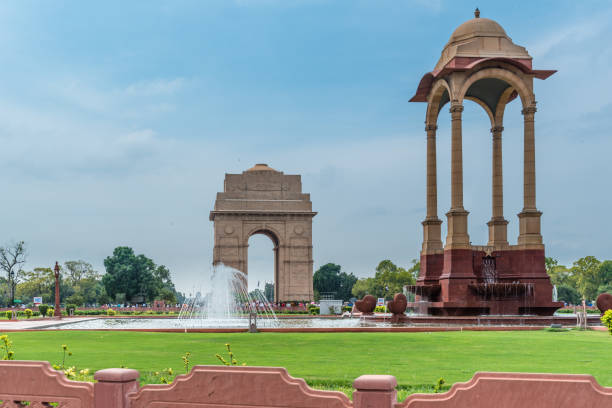 istock Canopy behind India Gate in day broadlight 1173367247