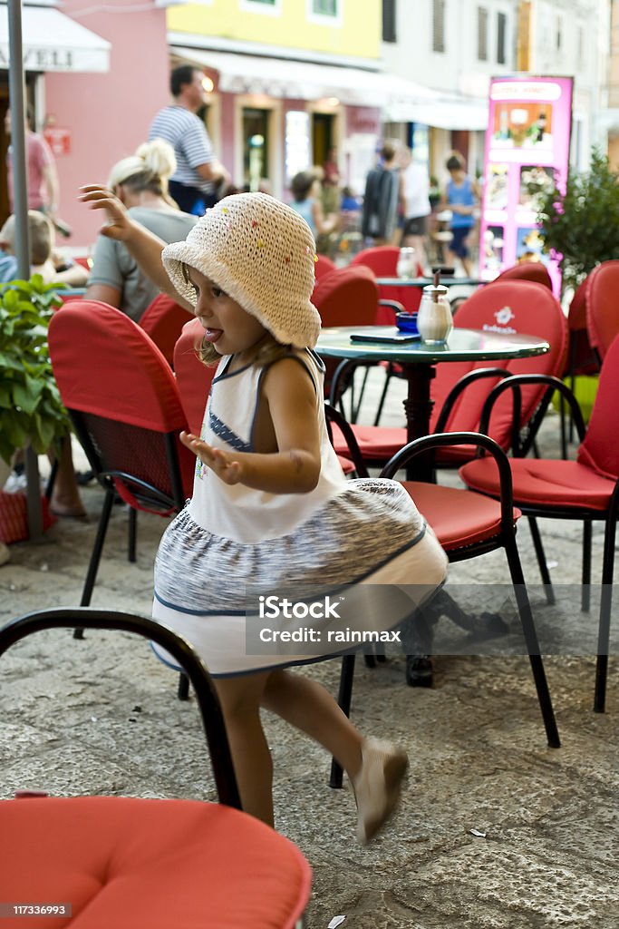 Kleines baby dance - Lizenzfrei Anlasshut Stock-Foto