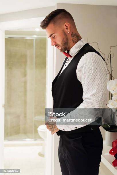 Millenial Man Getting Ready For His Wedding Stock Photo - Download Image Now - 25-29 Years, Adult, Anticipation