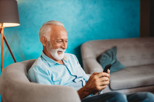 istock Senior man and his smartphone 1173451264