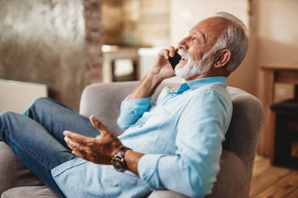 istock Senior man and his smartphone 1173451501
