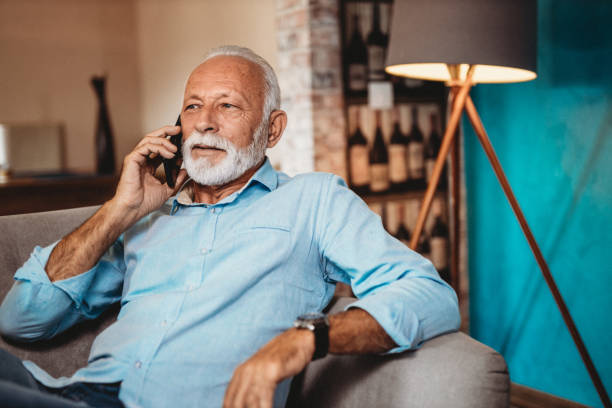 istock Senior man and his smartphone 1173451548
