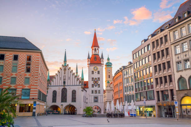 istock Old Town Hall at Marienplatz Square in Munich 1173484067