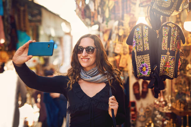 istock Look at these amazing finds behind me 1173484961