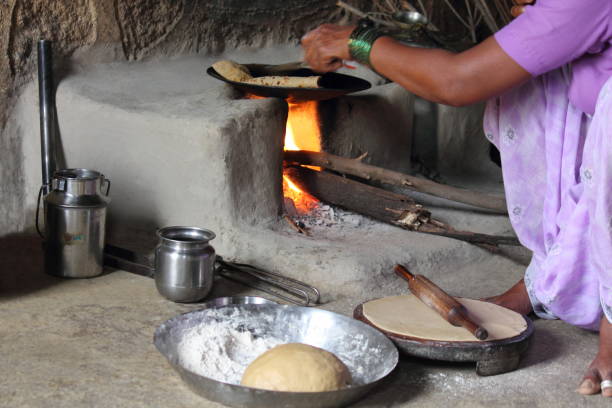 istock Woman making chapati or Indian bread 1173507611