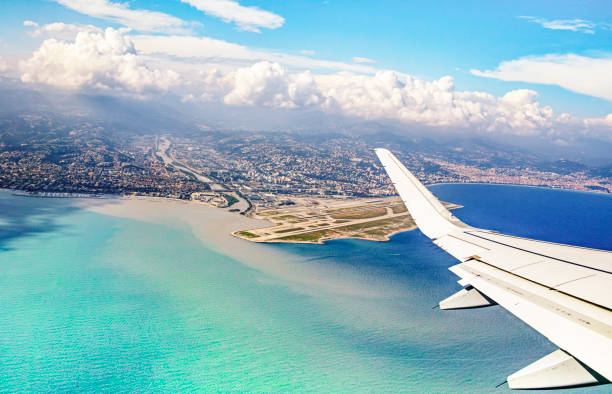 ニースシティ空港,フレンチリビエラ - france european alps provence alpes cote dazur mountain ストックフォトと画像