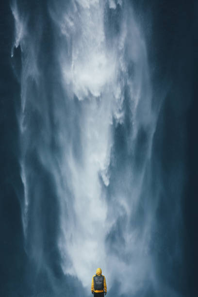 majestätischer wasserfall - waterfall iceland landscape stream stock-fotos und bilder