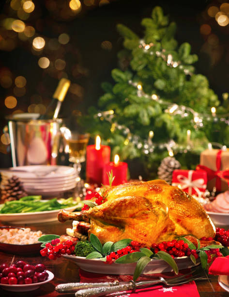 cena de pavo de navidad - holiday season turkey food fotografías e imágenes de stock