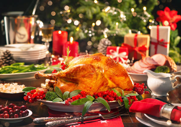 christmas turkey dinner - christmas dinner imagens e fotografias de stock