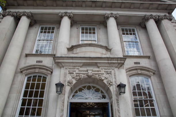 istock Chelsea Town Hall in London 1173581092