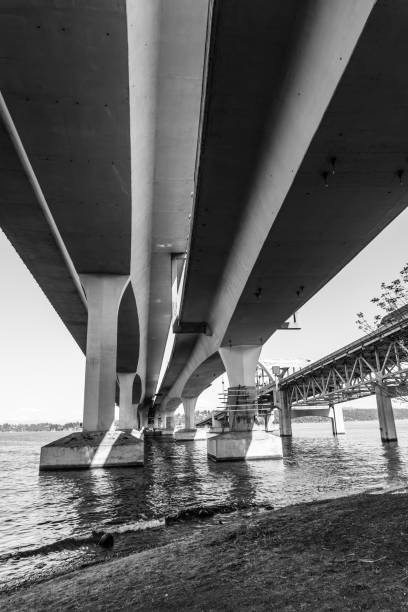 istock Lake And Seattle Bridges 4 1173615962