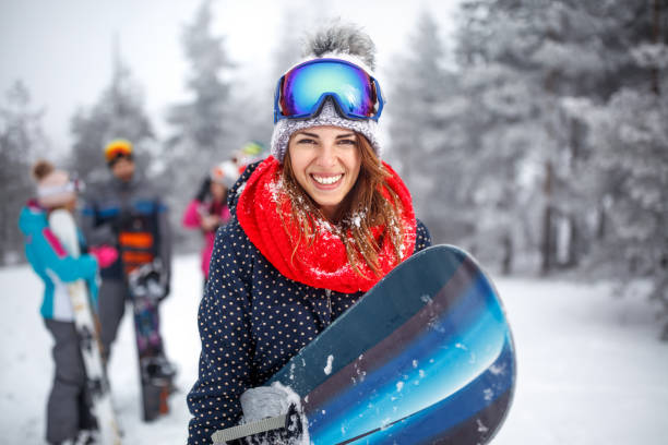 collage des winterurlaubs im skigebiet - ski winter women skiing stock-fotos und bilder