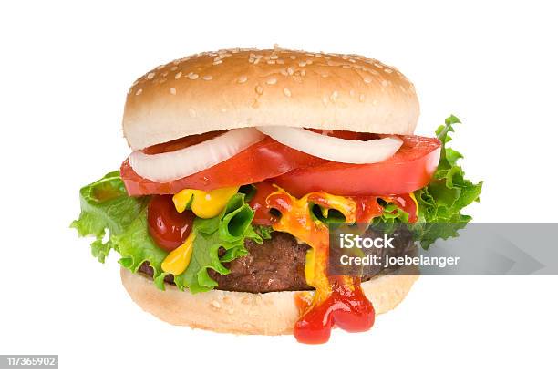Photo libre de droit de Hamburger Juteux banque d'images et plus d'images libres de droit de Aliment - Aliment, Aliment en portion, Aliment grillé au charbon de bois