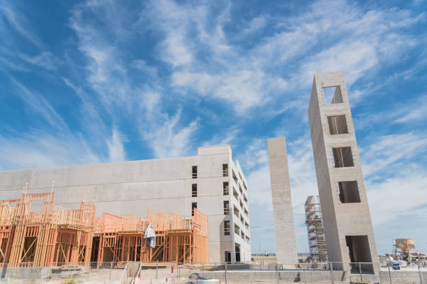 istock Upscale multistory apartment under construction with parking garage and elevator near Dallas 1173820593