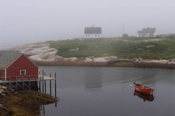istock Fog at Peggy's Cove 1173901655