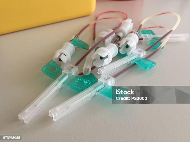 Used Butterfly Needles For Taking Blood Samples Stock Photo - Download  Image Now - Butterfly - Insect, Syringe, Addiction - iStock