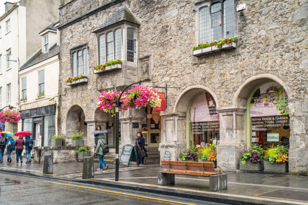 rothe house w centrum kilkenny irlandia - kilkenny city zdjęcia i obrazy z banku zdjęć