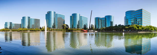 штаб-квартира oracle в силиконовой долине - office park business california outdoors стоковые фото и изображения