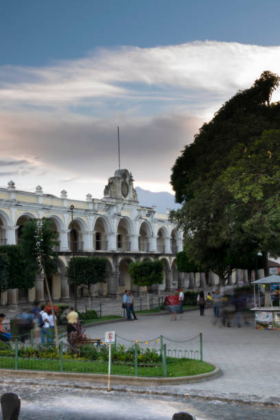 il palazzo dei capitani generali, o palazzo reale, è un edificio coloniale situato nella città di antigua guatemala. inaugurato nel 1764, patrimonio culturale dell'umanità, l'america latina. - editorial central america guatemala antigua foto e immagini stock