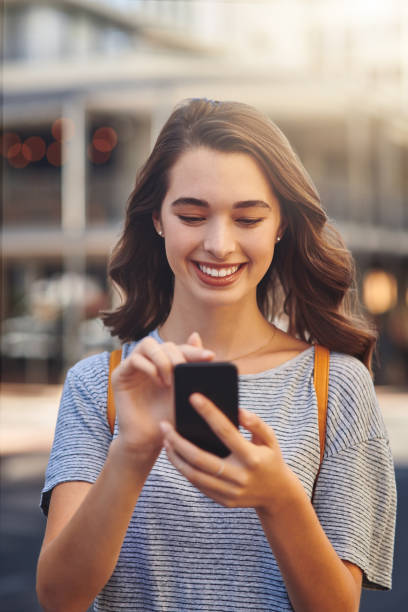 istock Staying connected in the city 1174113482