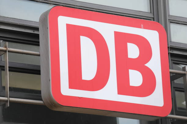 eisenbahngesellschaft der deutschen bahn-bahn-konzern db deutsche bahn deutschland - deutsche bahn stock-fotos und bilder