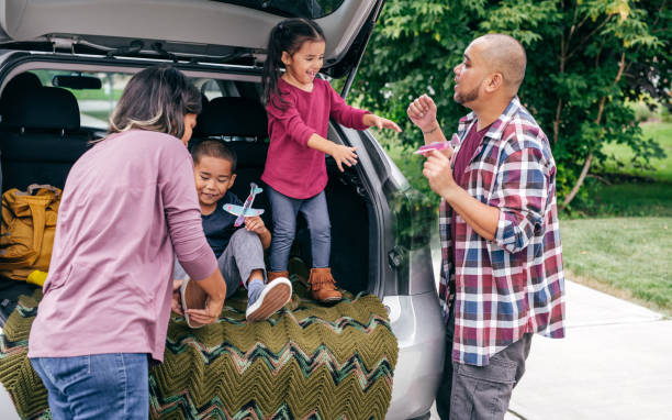 istock Organizing a car for road trip 1174141940