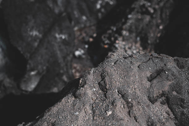 istock Black sand spread by the glacier 1174162912
