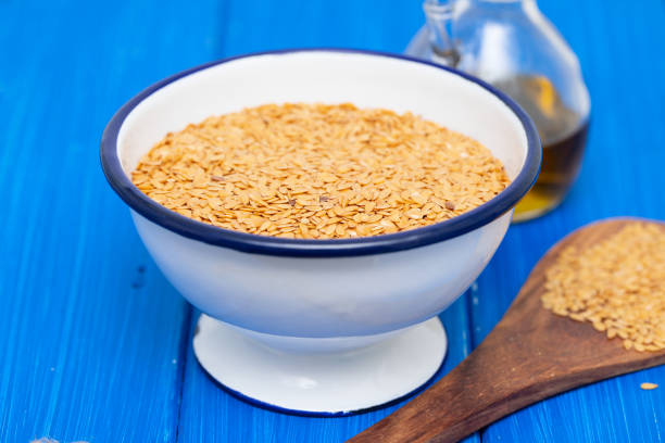 istock seeds linen with oil 1174172547