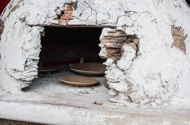 outdoor old fashion clay oven for cooking