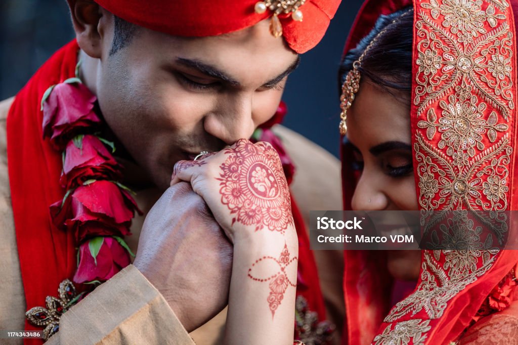 I found my queen in you Shot of a happy young couple on their wedding day Wedding Stock Photo