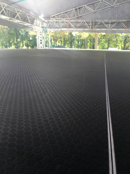 istock surfase and design mobile stage in the park 1174351603