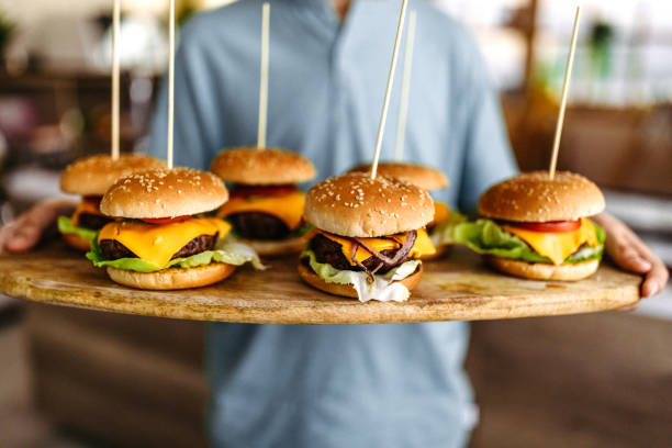 istock Mini cheeseburgers for the whole family 1174417203