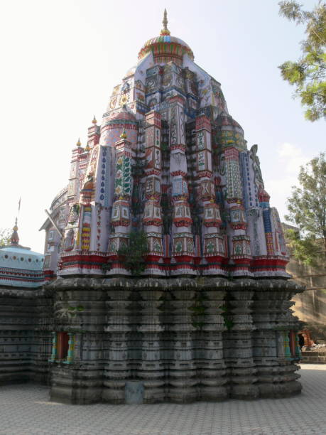 tempio rupeggiante medievale, maharashtra, india - somnathpur foto e immagini stock