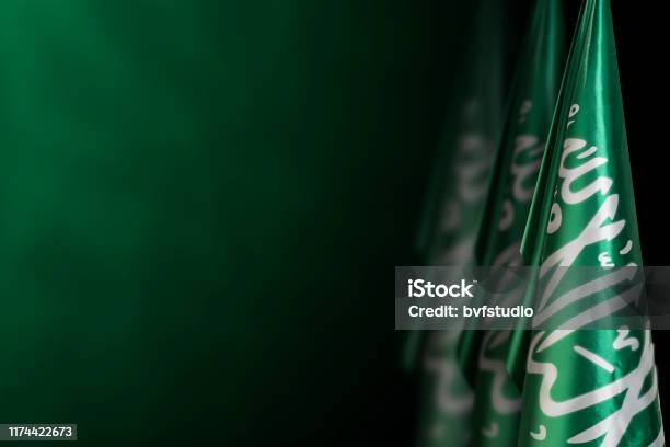 Saudi Arabia Flags On A Dark Green Background Use It For National Day And Country National Occasions - Fotografias de stock e mais imagens de Arábia Saudita