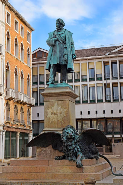 istock monument to Daniele Manin, campo Manin in Venice 1174481344