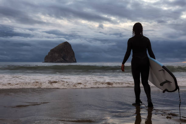 istock Surfing in Oregon Coast 1174491913