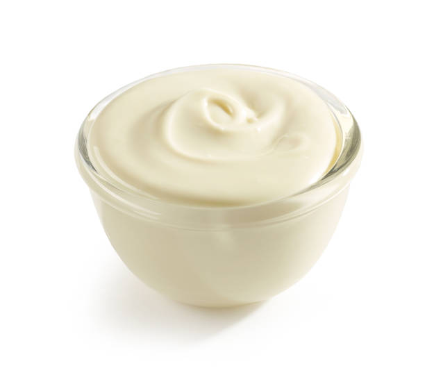 istock bowl of melted white chocolate 1174561560