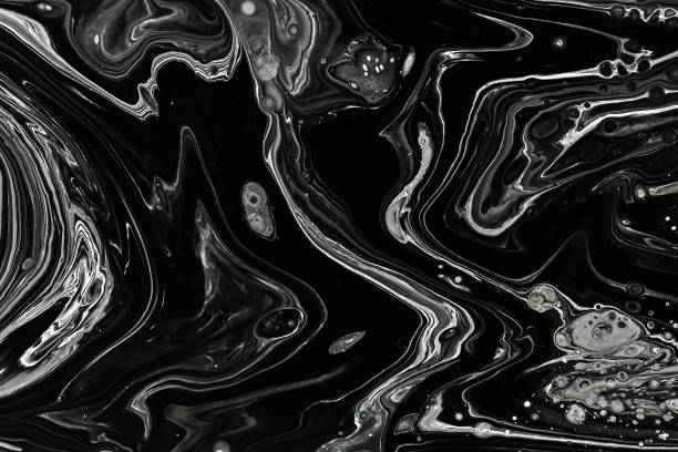 abstracte zwarte marmeren textuur achtergrond. olie, acrylverf mix patroon. - knikkers fotos stockfoto's en -beelden