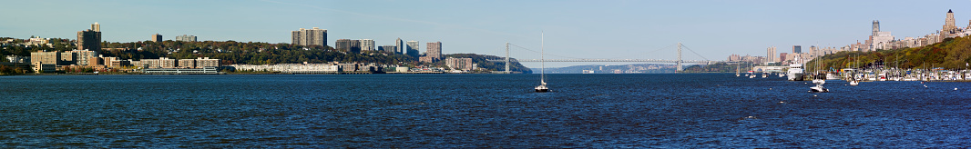 New York, Hudson River and Washington Bridge: XXXL panorama